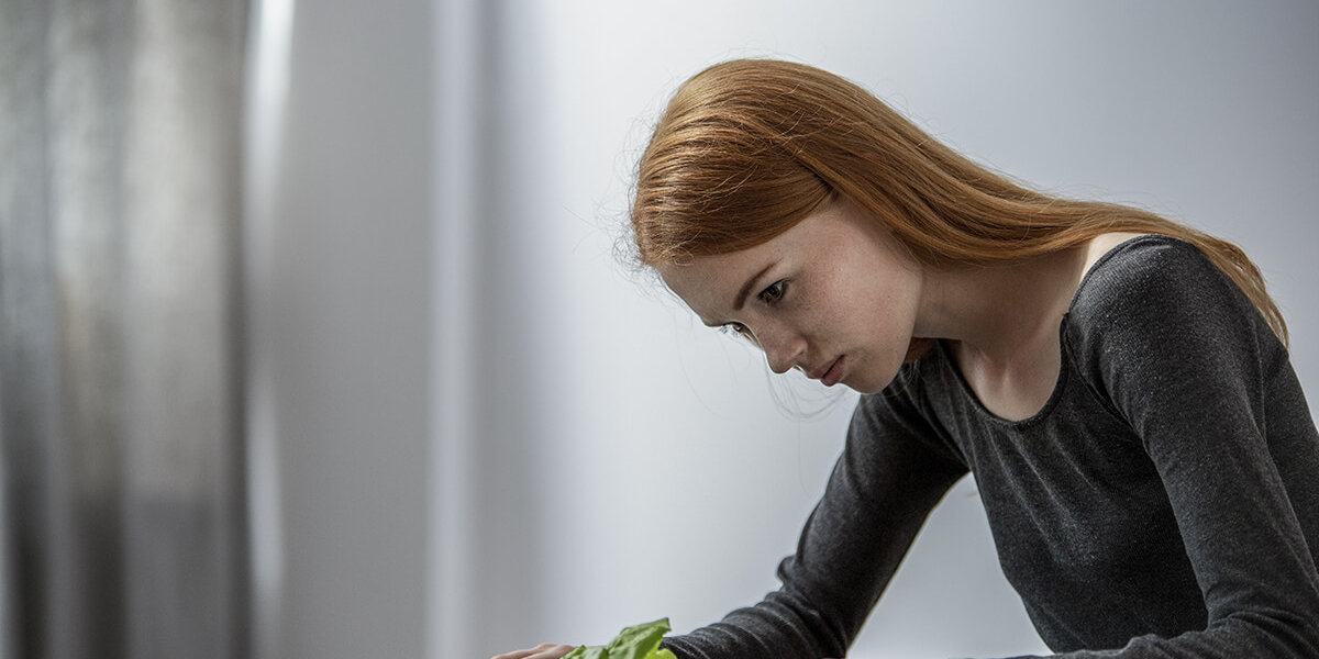 do i have an eating disorder (1) woman wonders do I have an eating disorder